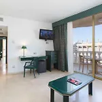 Cleopatra Palace Hotell 4*