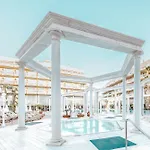 Cleopatra Palace Hotell 4*