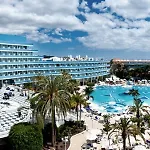 Cleopatra Palace Hotell